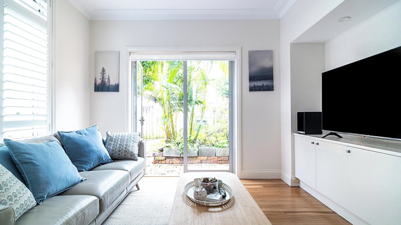 Photo of Livingroom in Newtown
