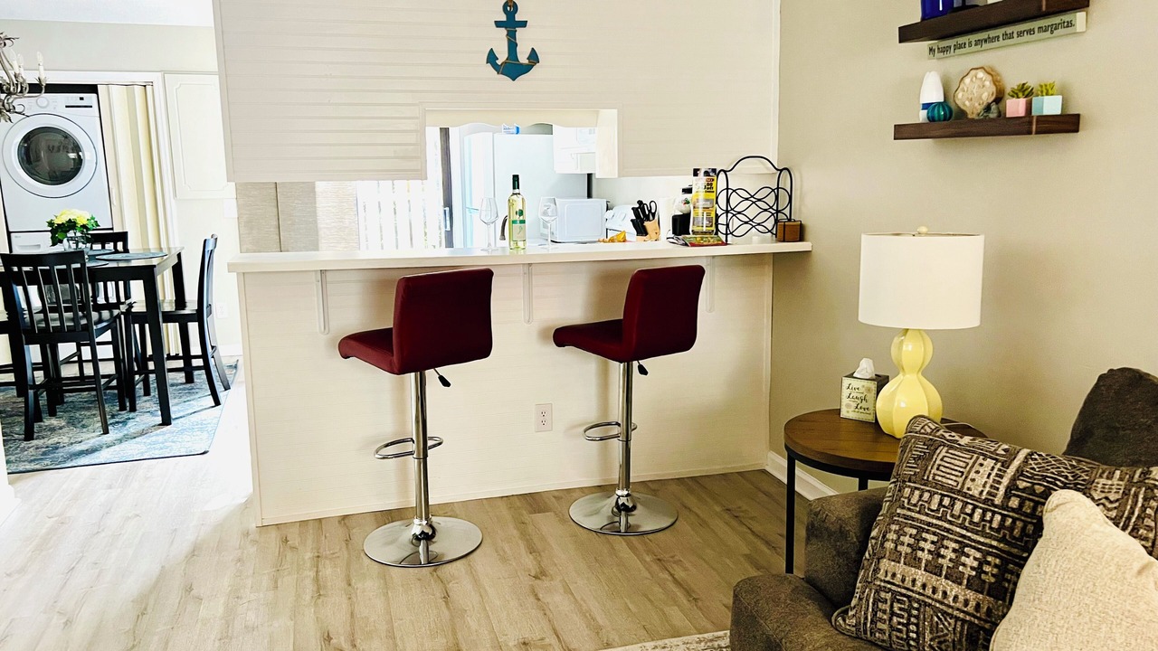 Photo of Livingroom in Crescent Beach