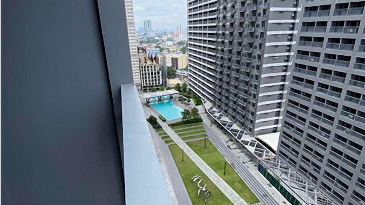 Photo of Patio Balcony in Highway Hills