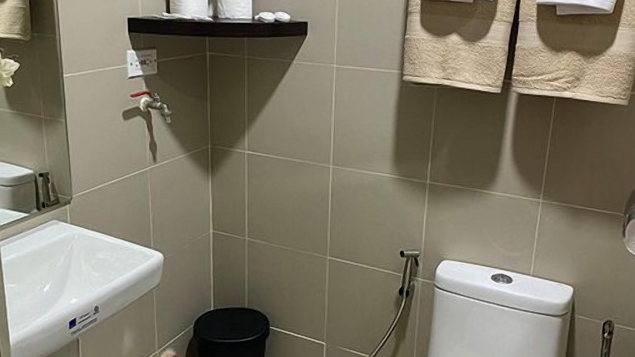 Photo of Bathroom in Highway Hills