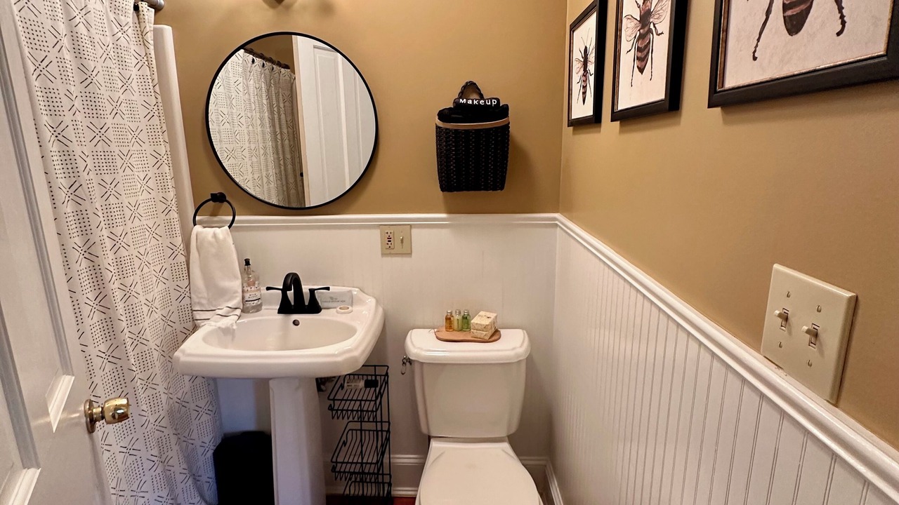 Photo of Bathroom in Lebanon Springs