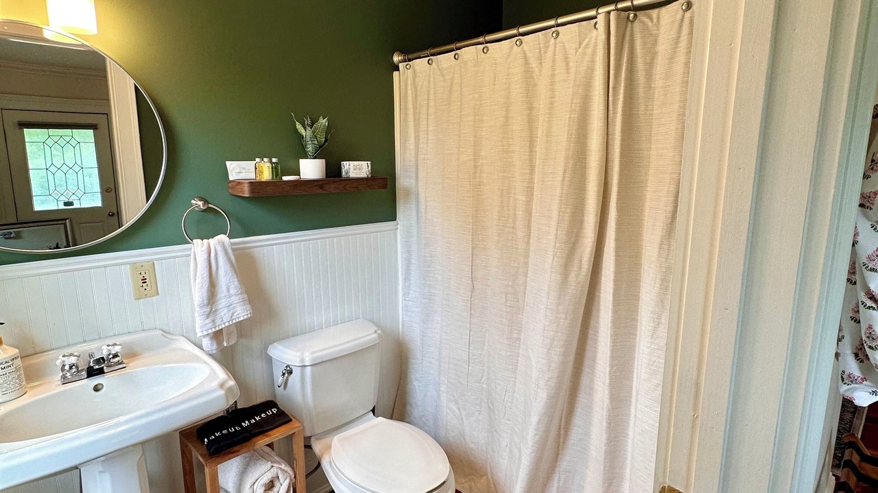 Photo of Bathroom in Lebanon Springs