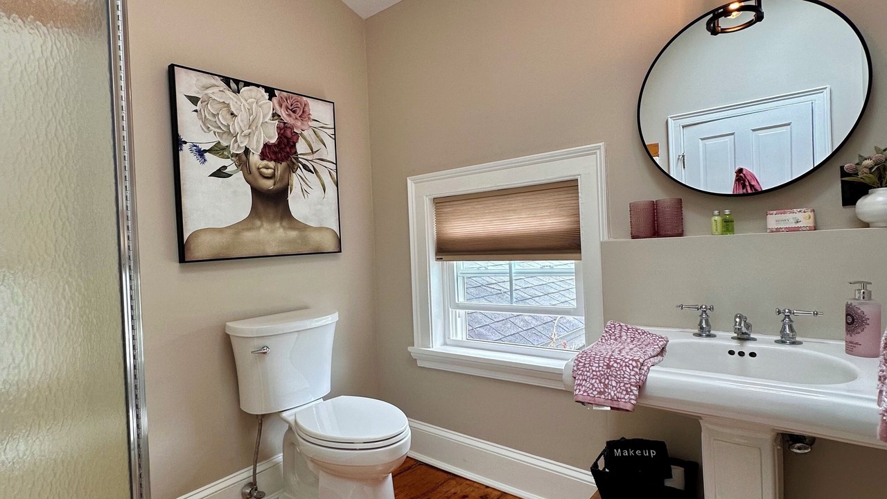 Photo of Bathroom in Lebanon Springs