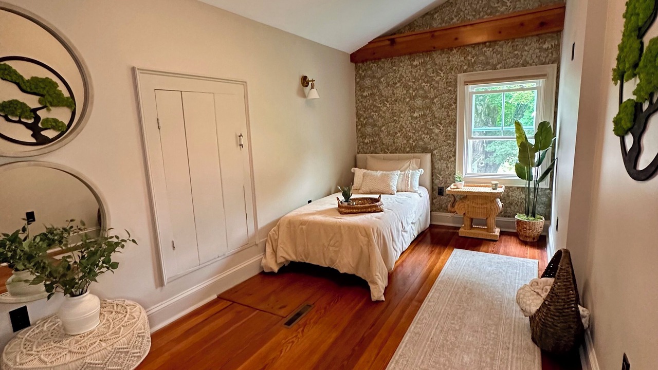 Photo of Bedroom in Lebanon Springs
