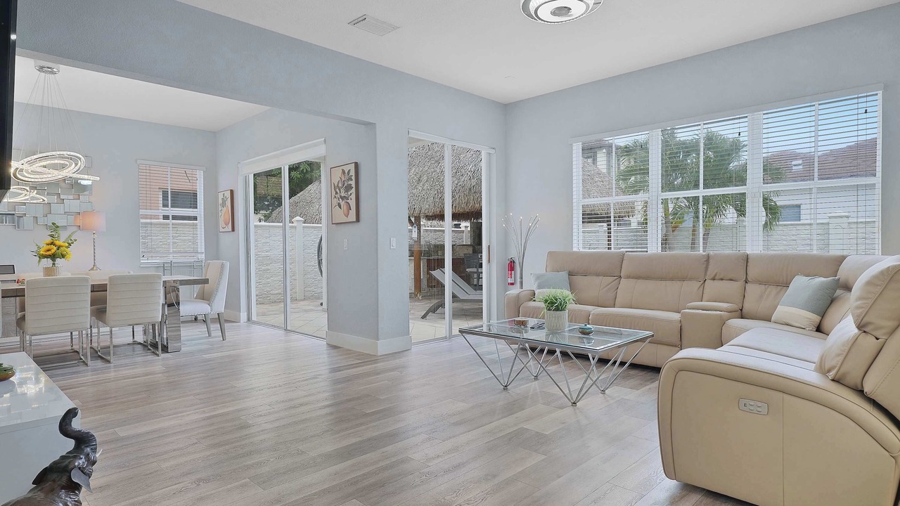 Photo of Livingroom in Palm Springs North