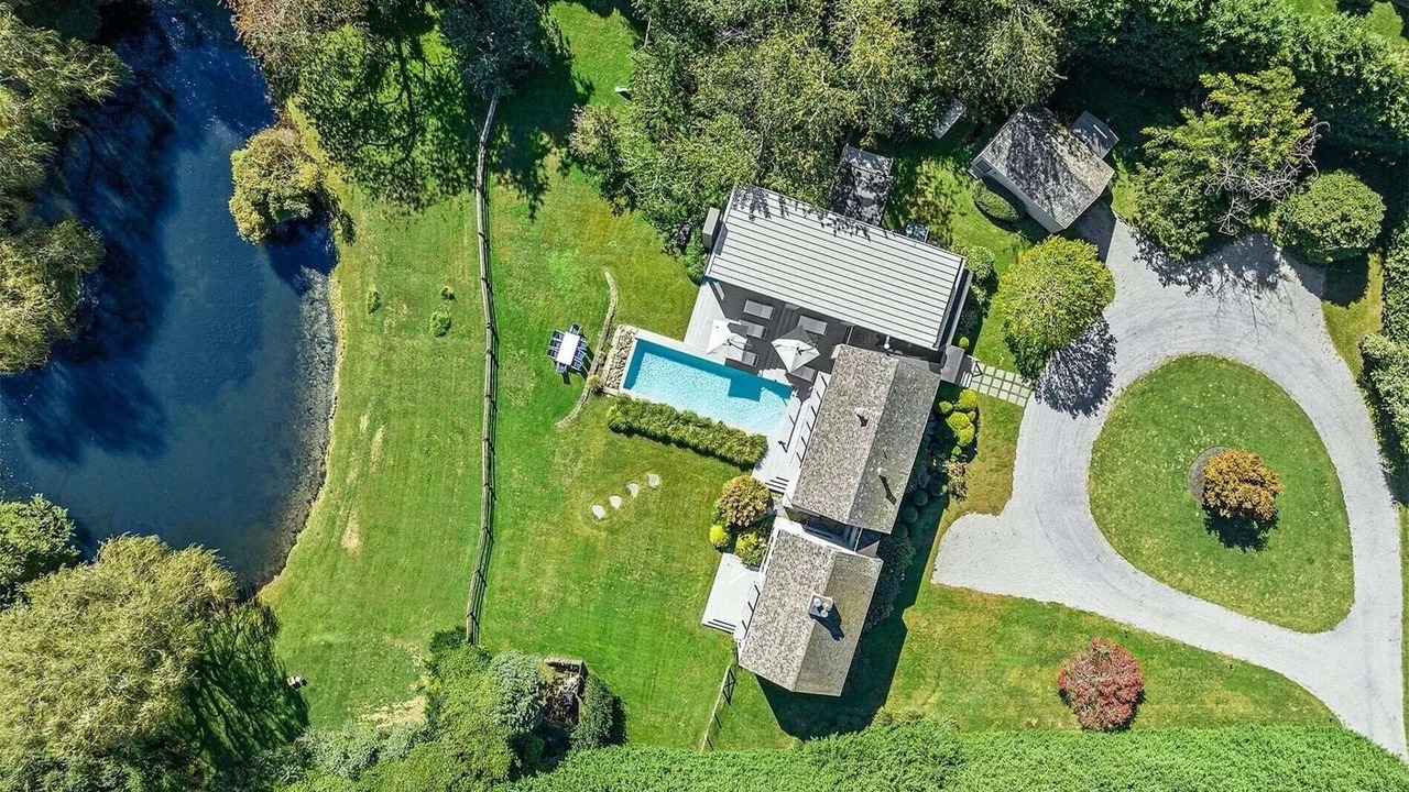 Photo of Outdoor in Water Mill