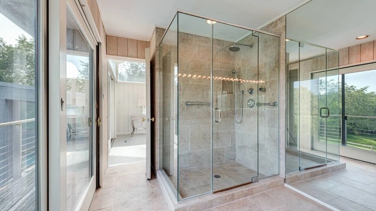 Photo of Bathroom in Water Mill