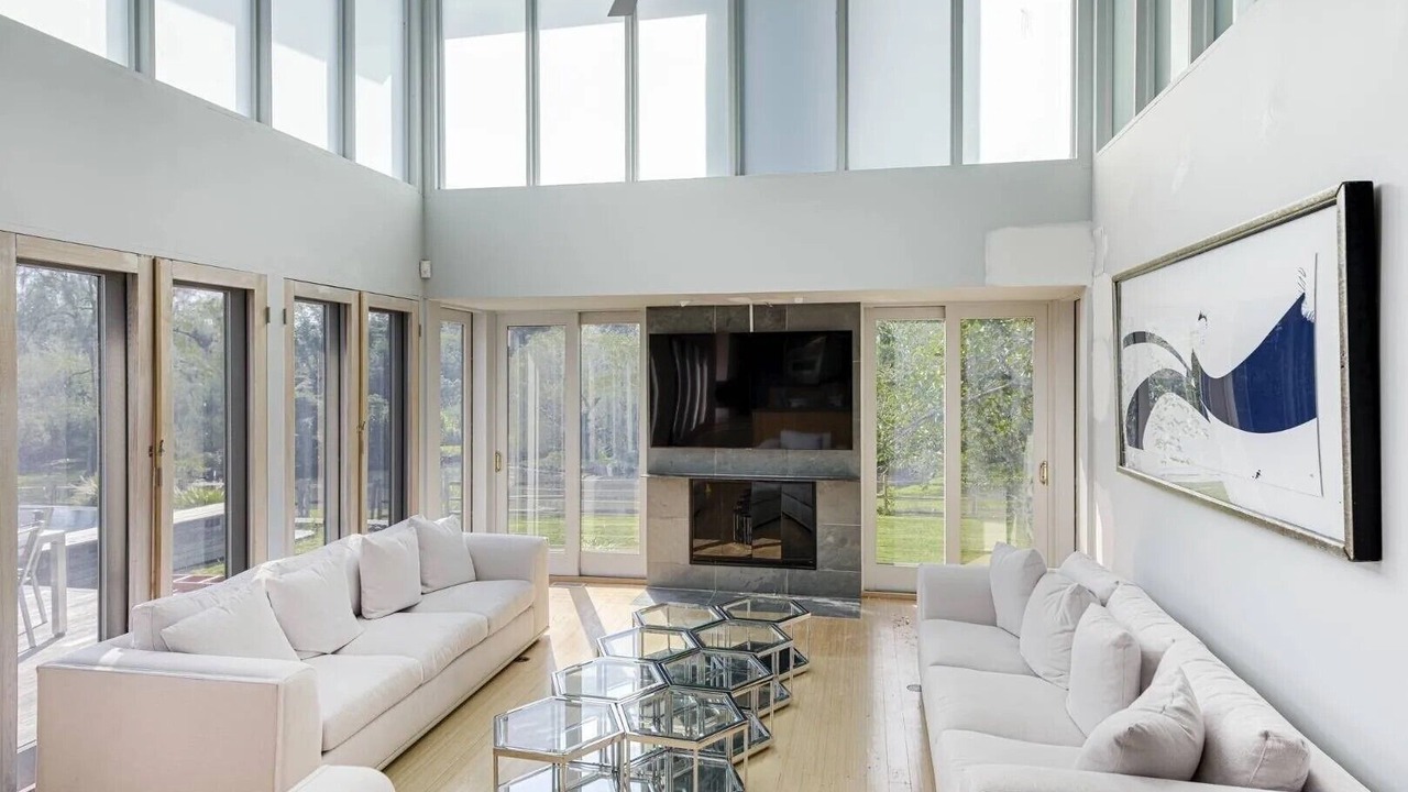 Photo of Livingroom in Water Mill