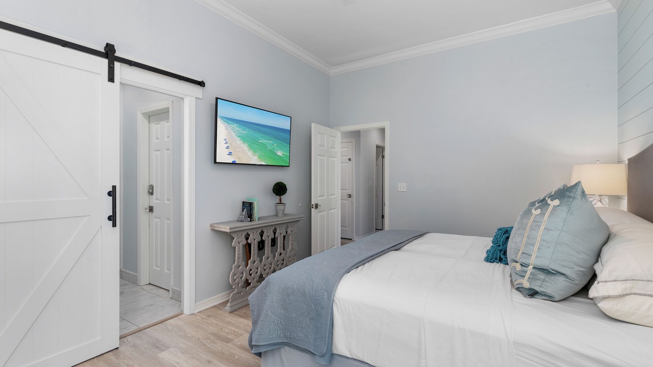 Photo of Bedroom in Dune Allen Beach