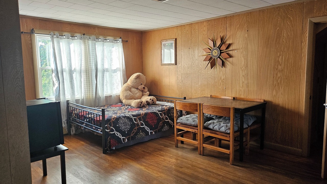 Photo of Bedroom in Lynn