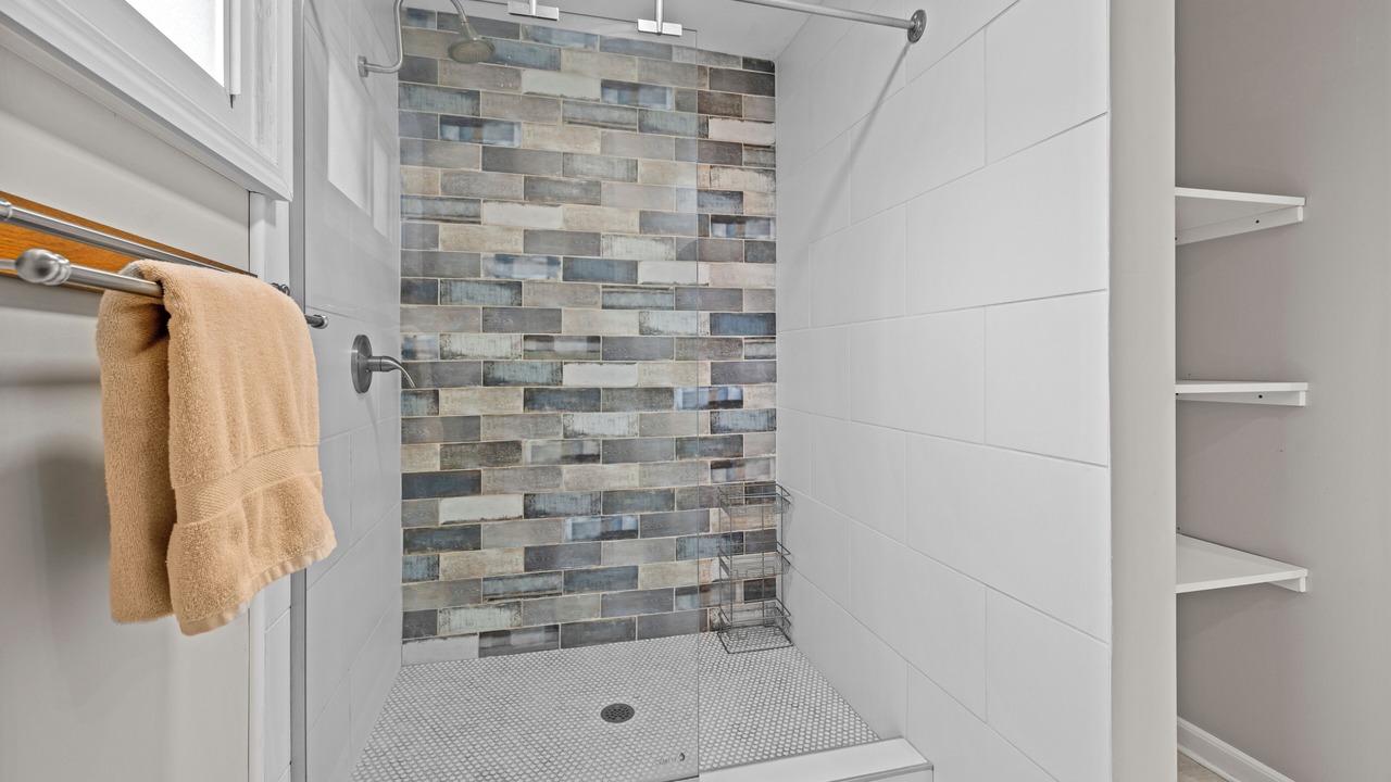 Photo of Bathroom in Chic's Beach