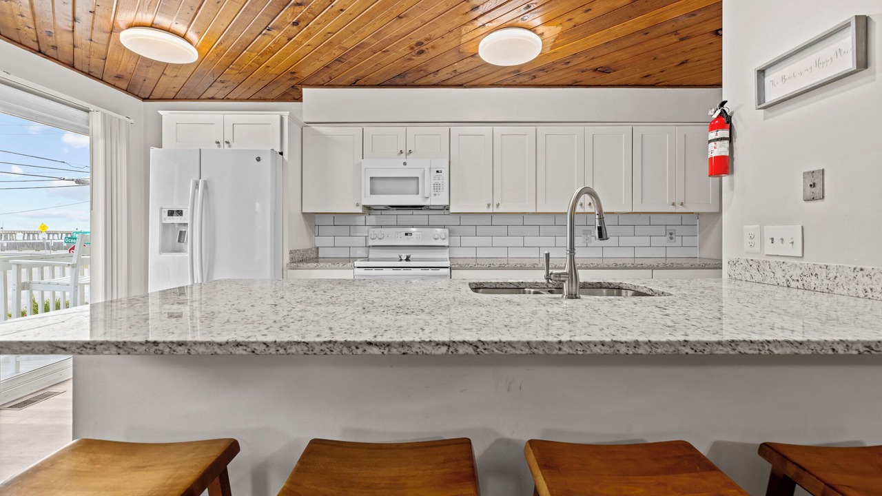 Photo of Kitchen in Chic's Beach