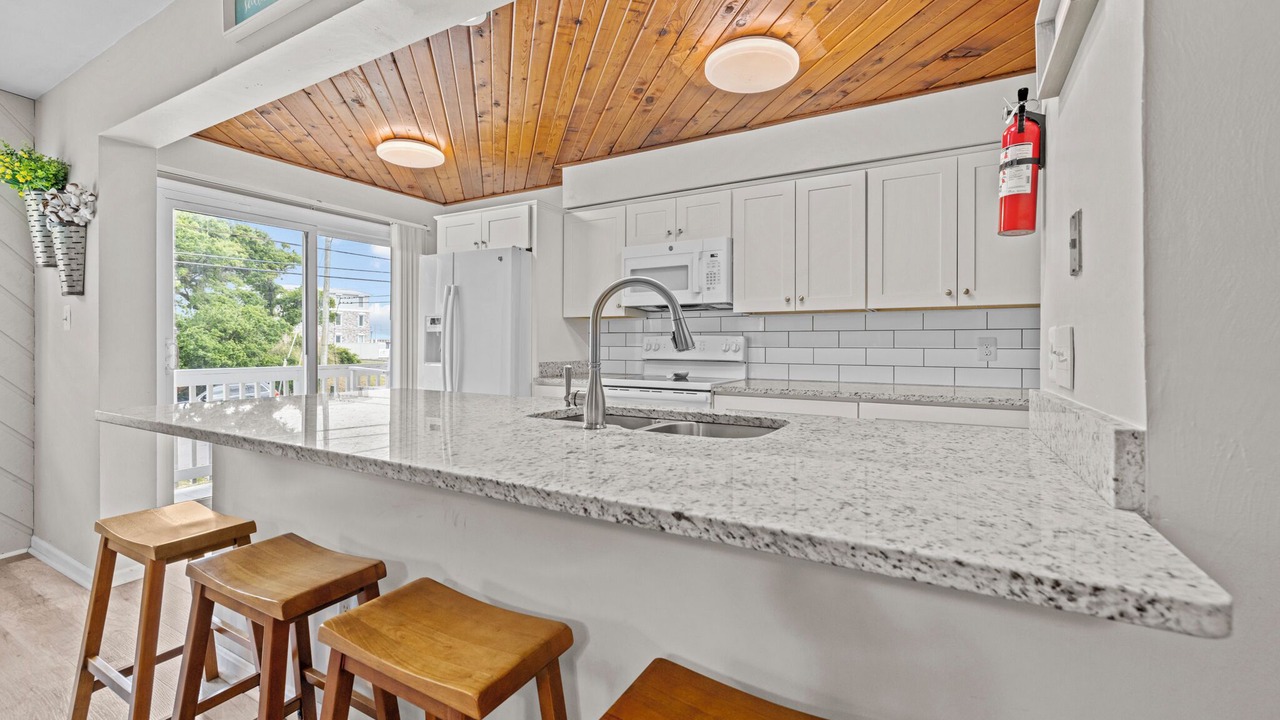 Photo of Kitchen in Chic's Beach