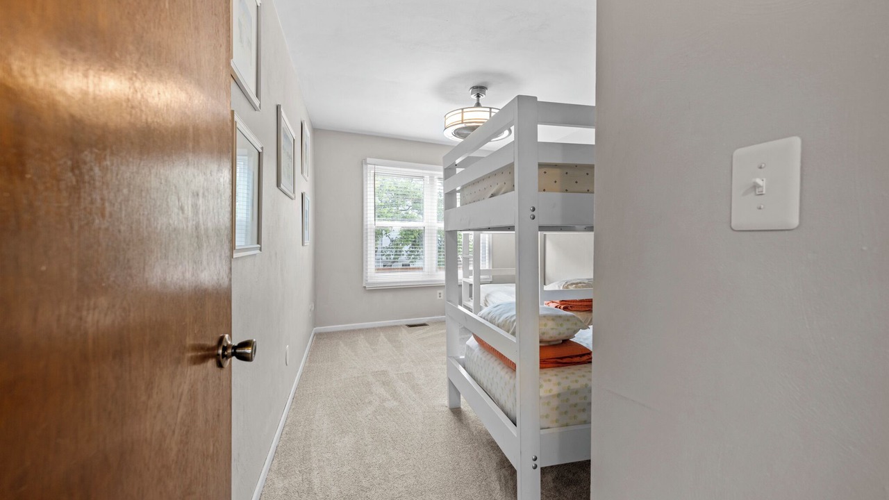 Photo of Bedroom in Chic's Beach
