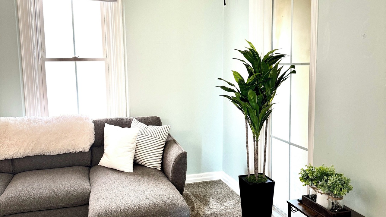 Photo of Livingroom in Aurora