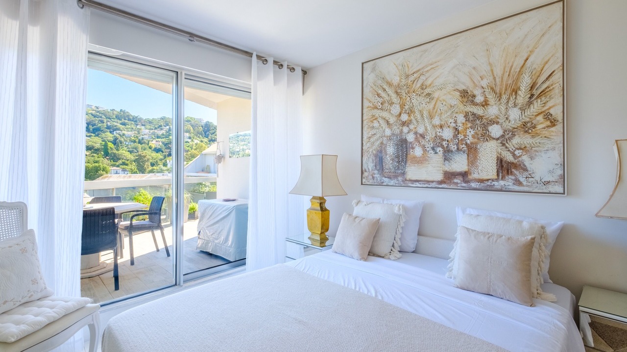 Photo of Bedroom in California - Pezou