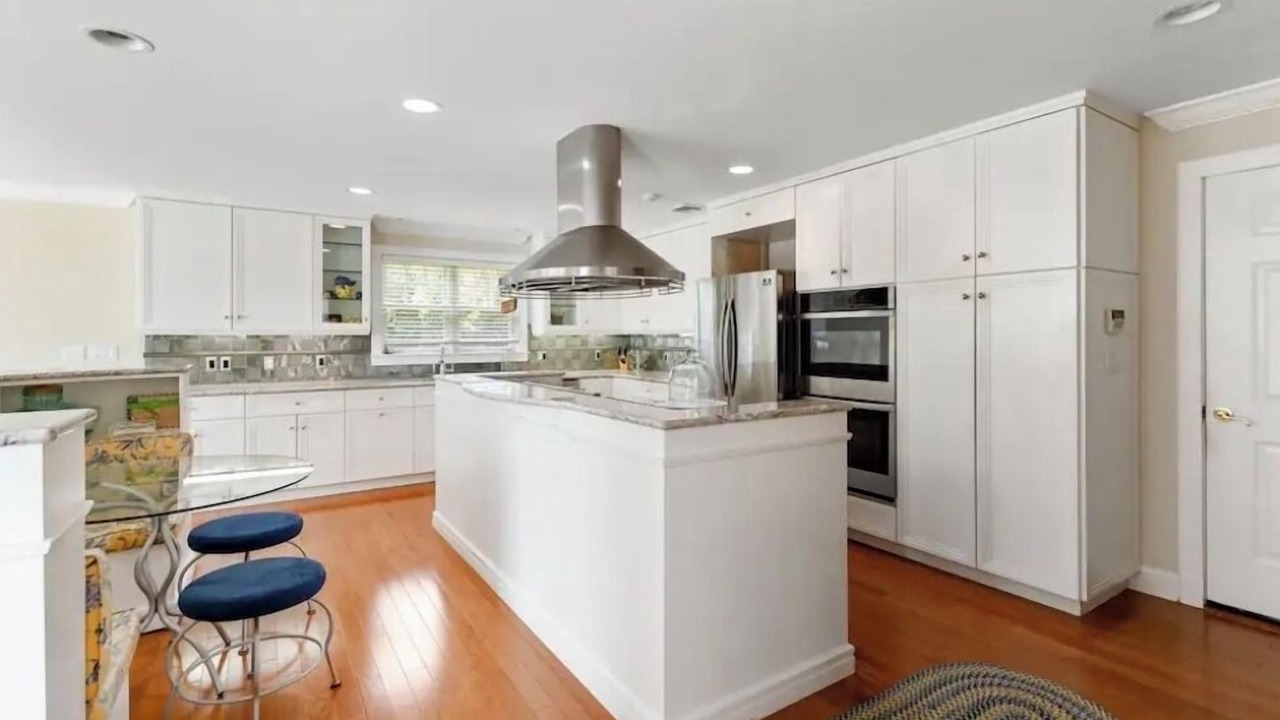 Photo of Kitchen in Shinnecock Hills