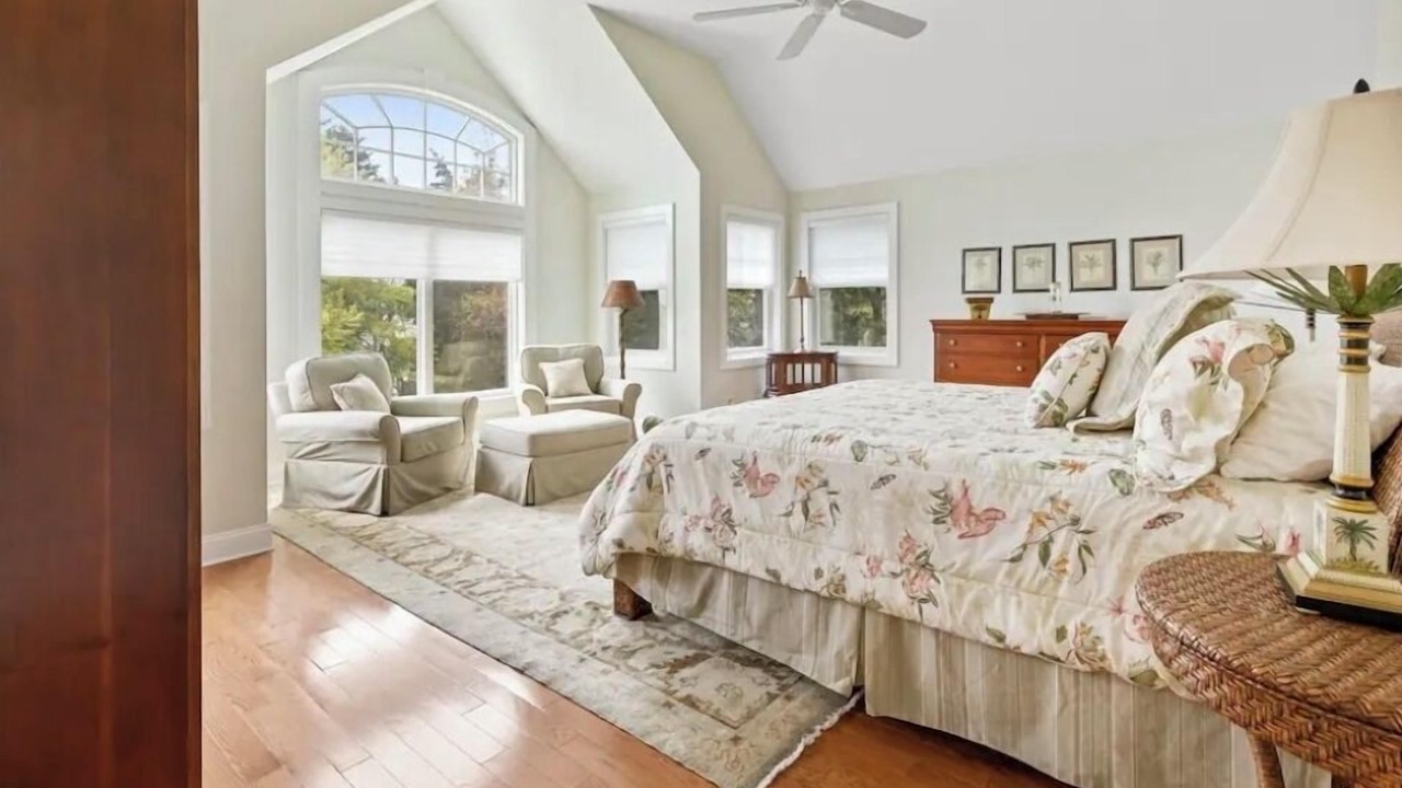 Photo of Bedroom in Shinnecock Hills
