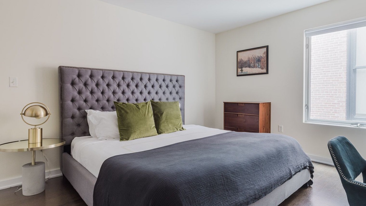 Photo of Bedroom in Theatre District