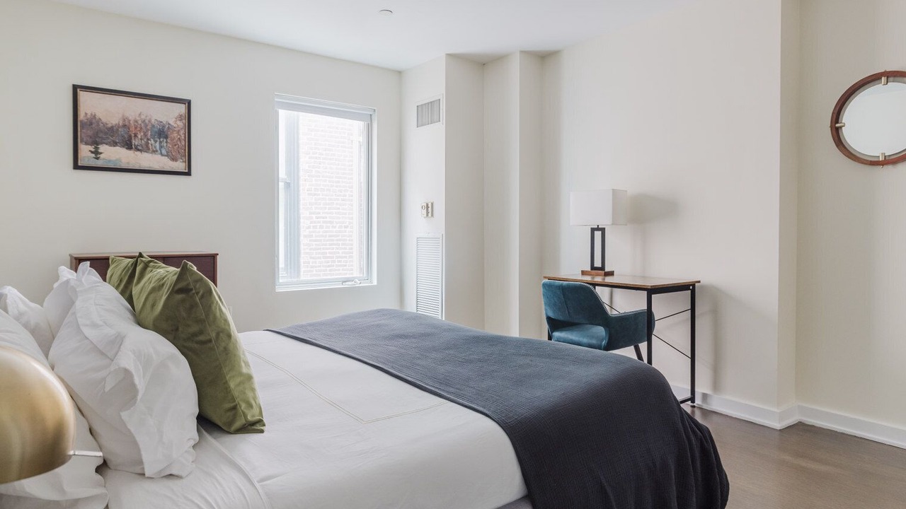 Photo of Bedroom in Theatre District