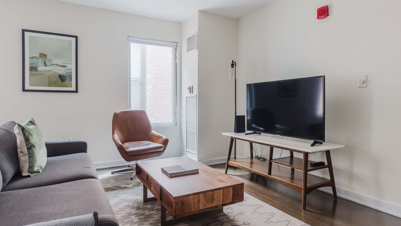 Photo of Livingroom in Theatre District