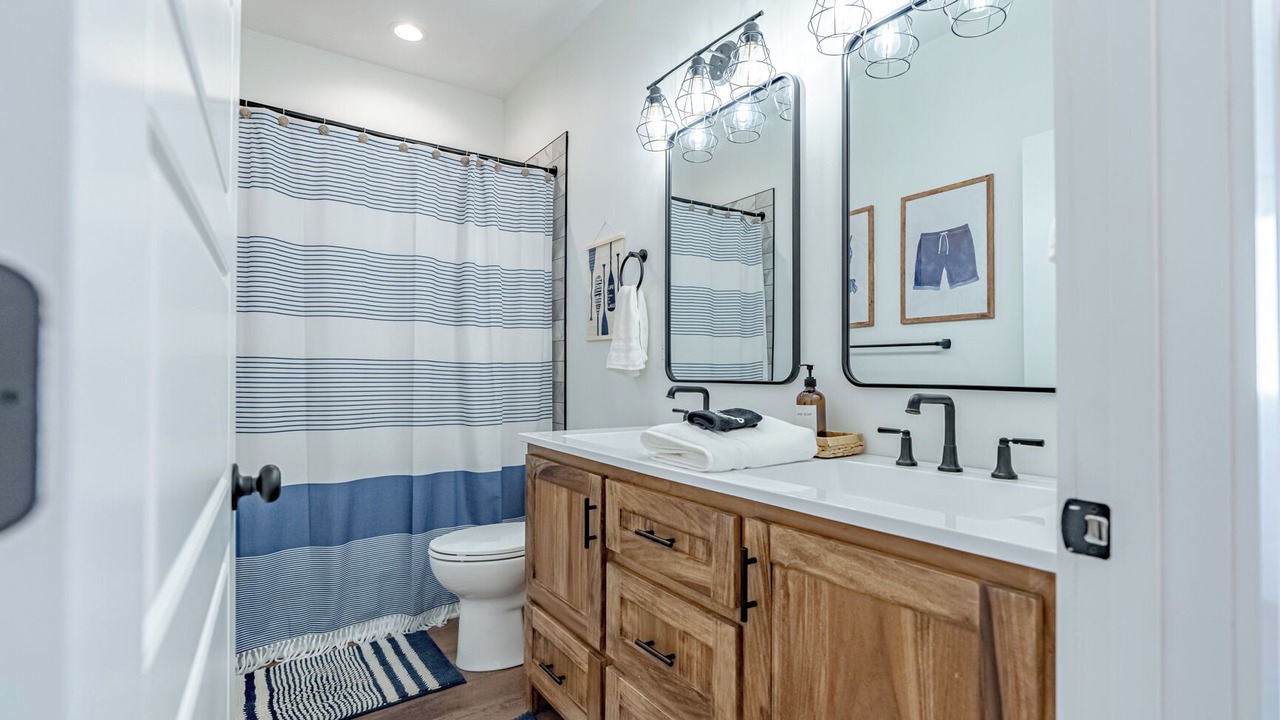 Photo of Bathroom in Falls of Rough