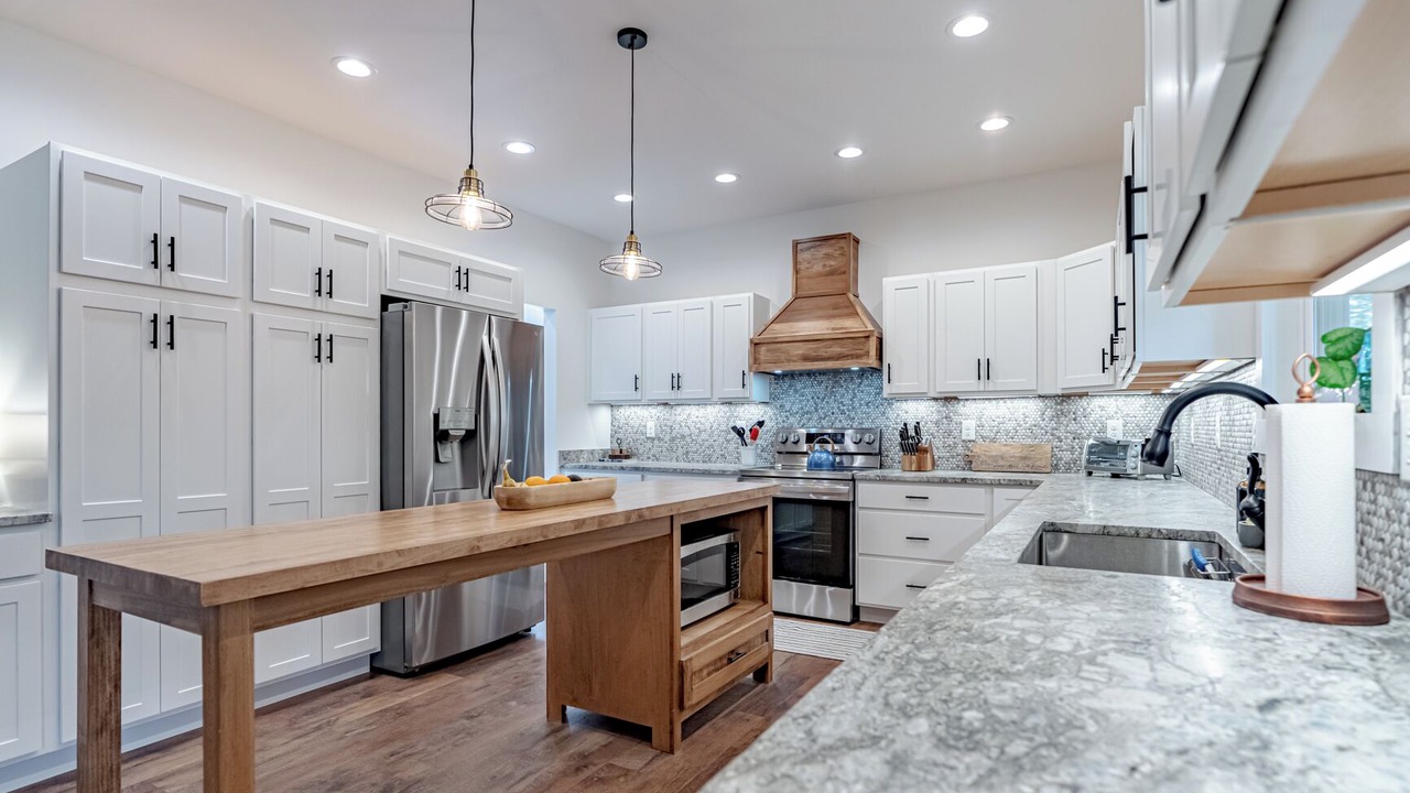 Photo of Kitchen in Falls of Rough