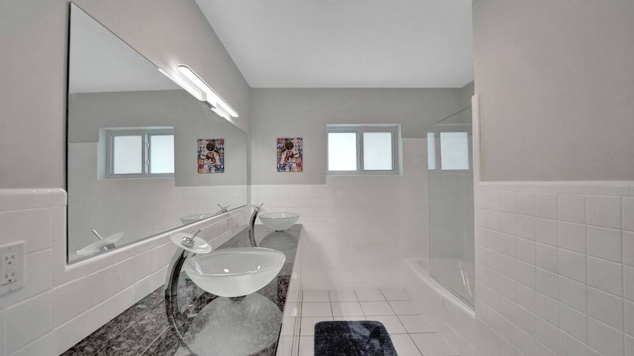 Photo of Bathroom in Lighthouse Point