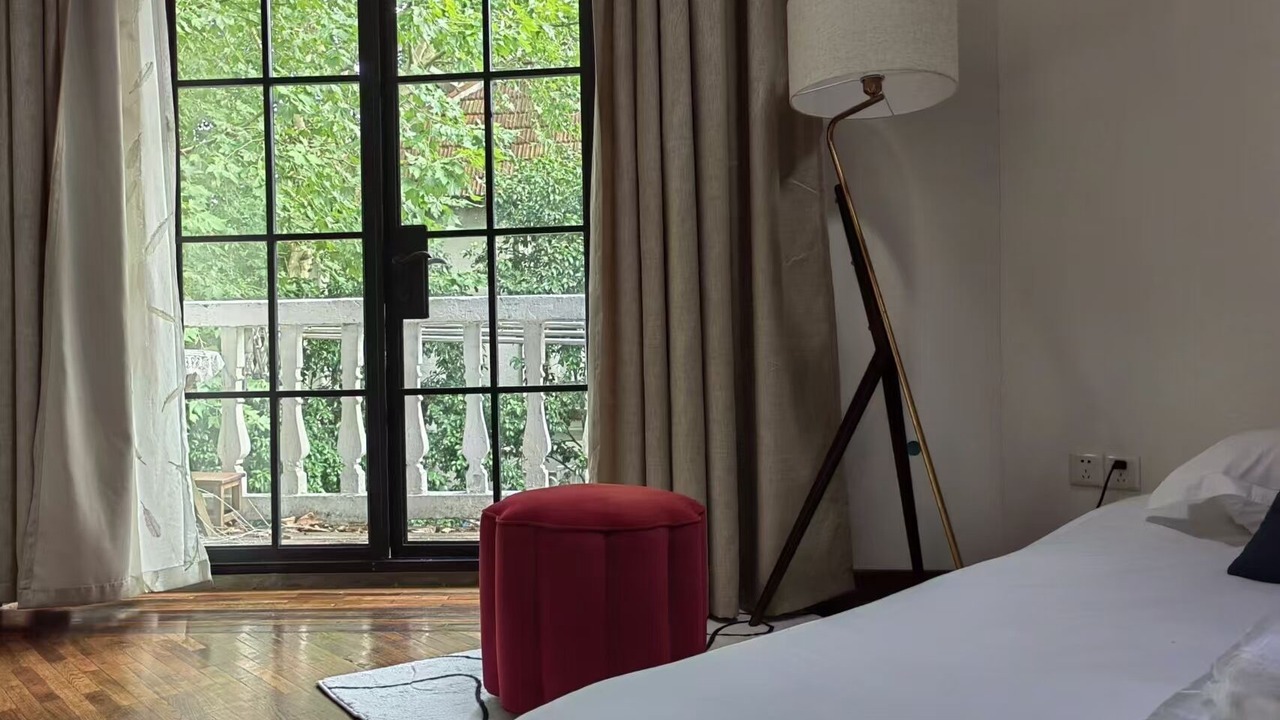 Photo of Bedroom in Huaihai Road Commercial Area