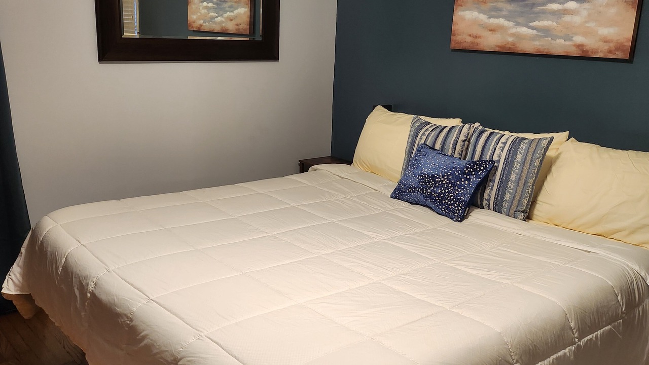 Photo of Bedroom in Valdosta