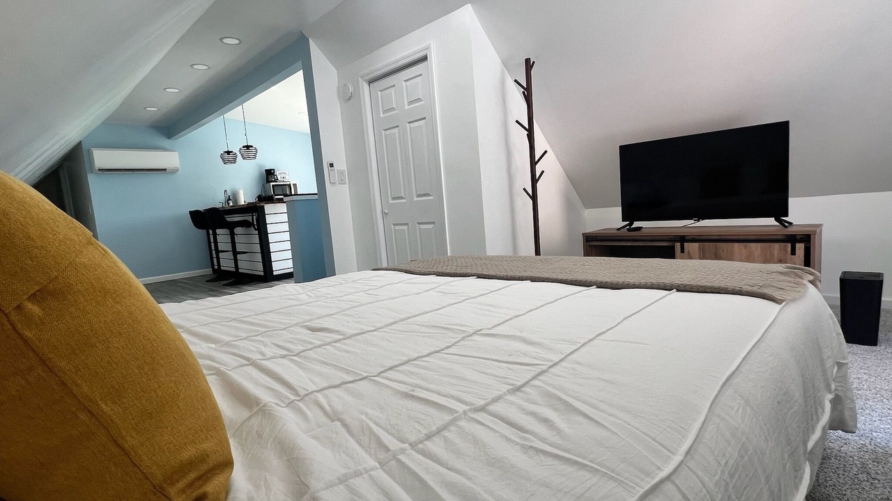 Photo of Bedroom in Aurora