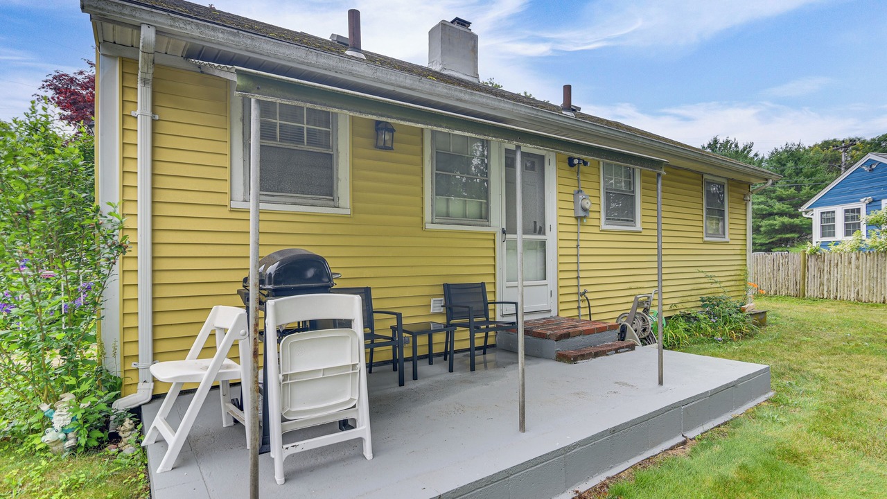 Photo of Patio Balcony in Hyannis