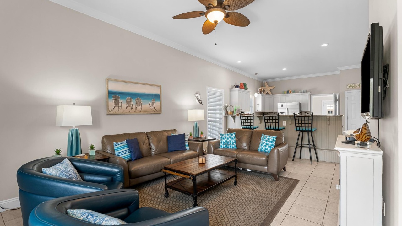 Photo of Livingroom in Village of Sugar Beach