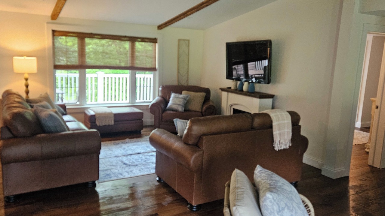 Photo of Livingroom in Fly Creek