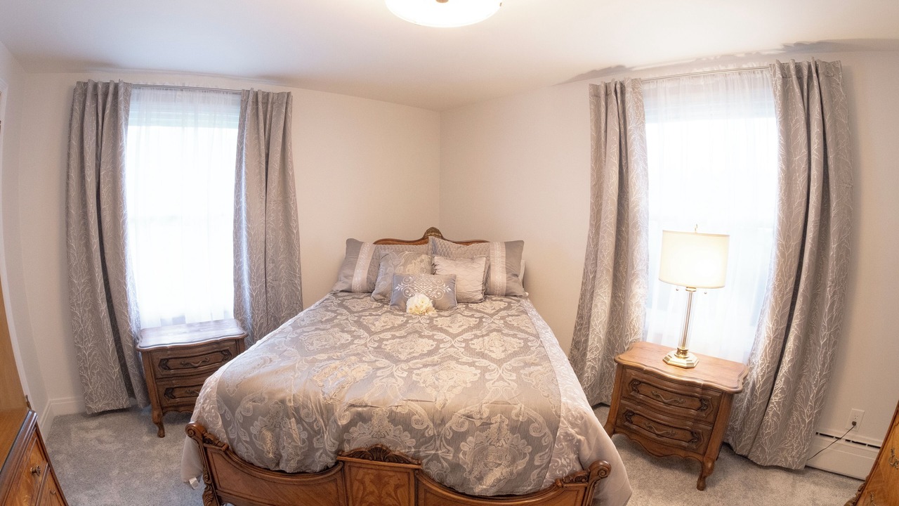 Photo of Bedroom in Akron