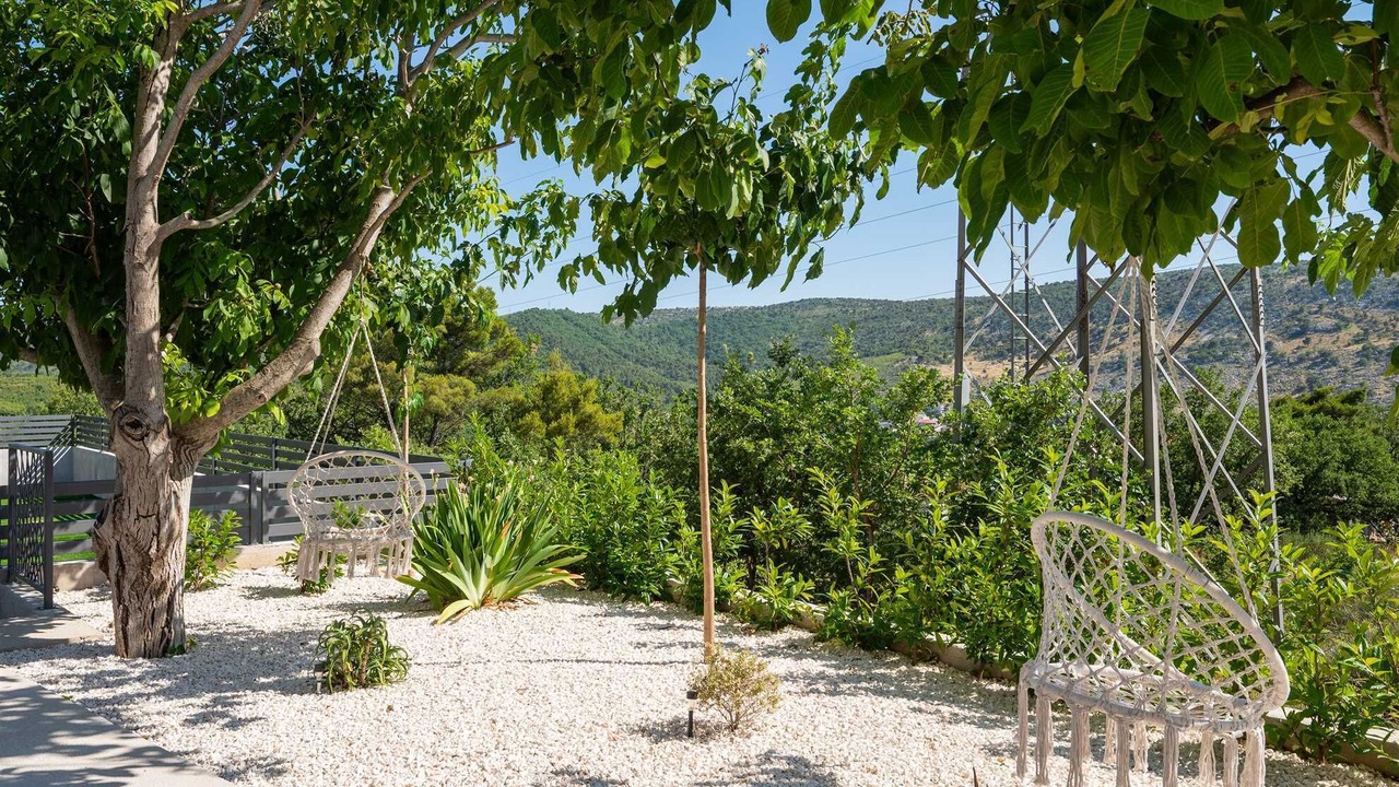 Photo of Patio Balcony in Srinjine
