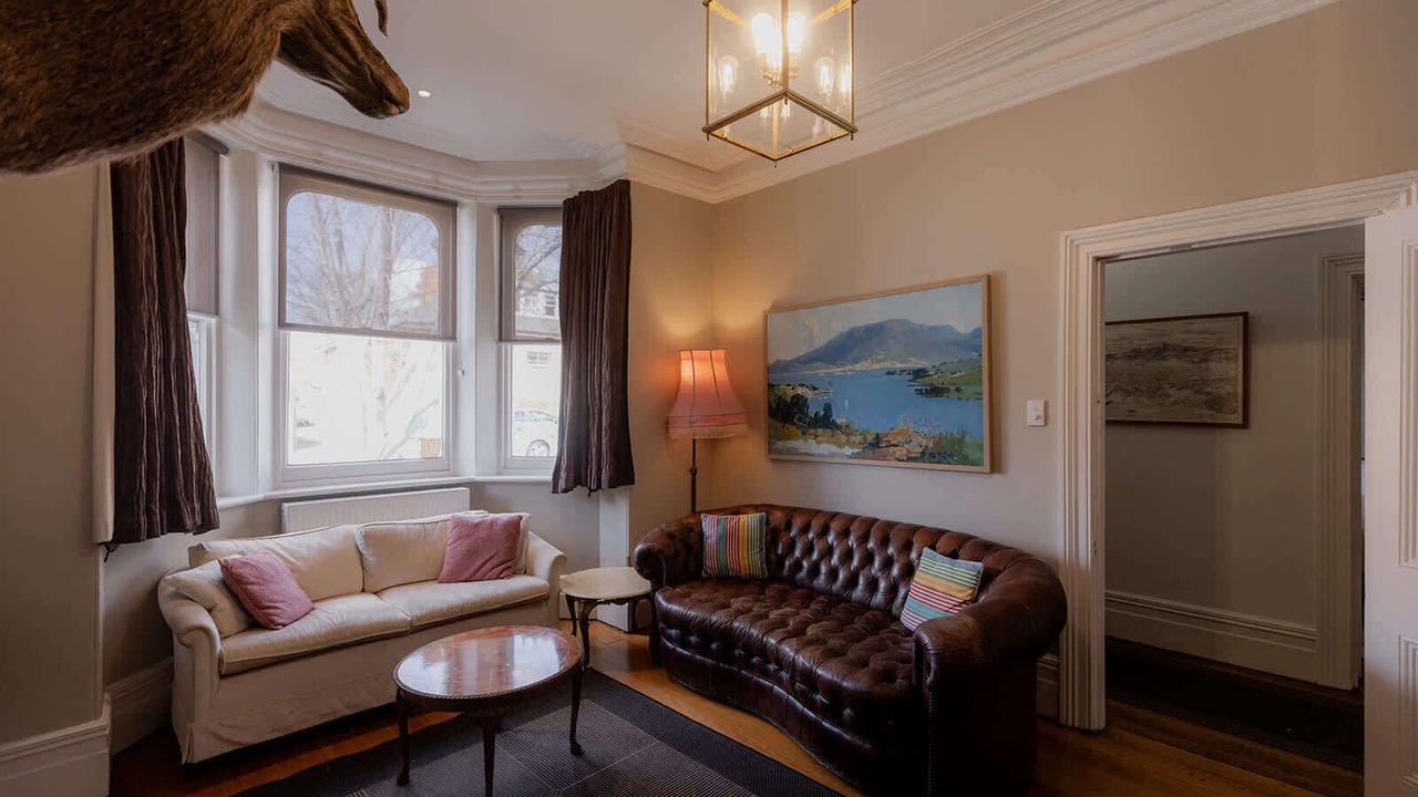 Photo of Livingroom in Battery Point