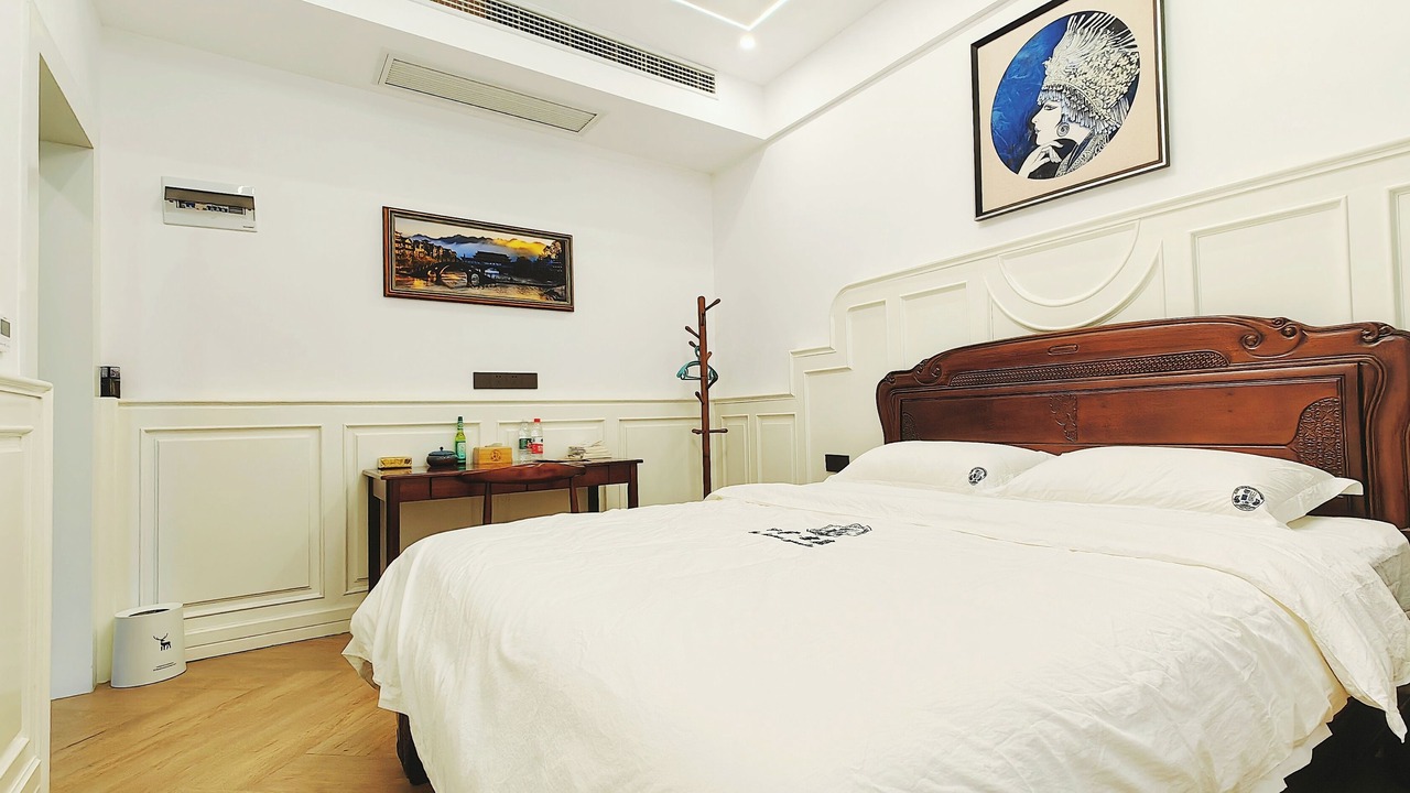Photo of Bedroom in Fenghuang