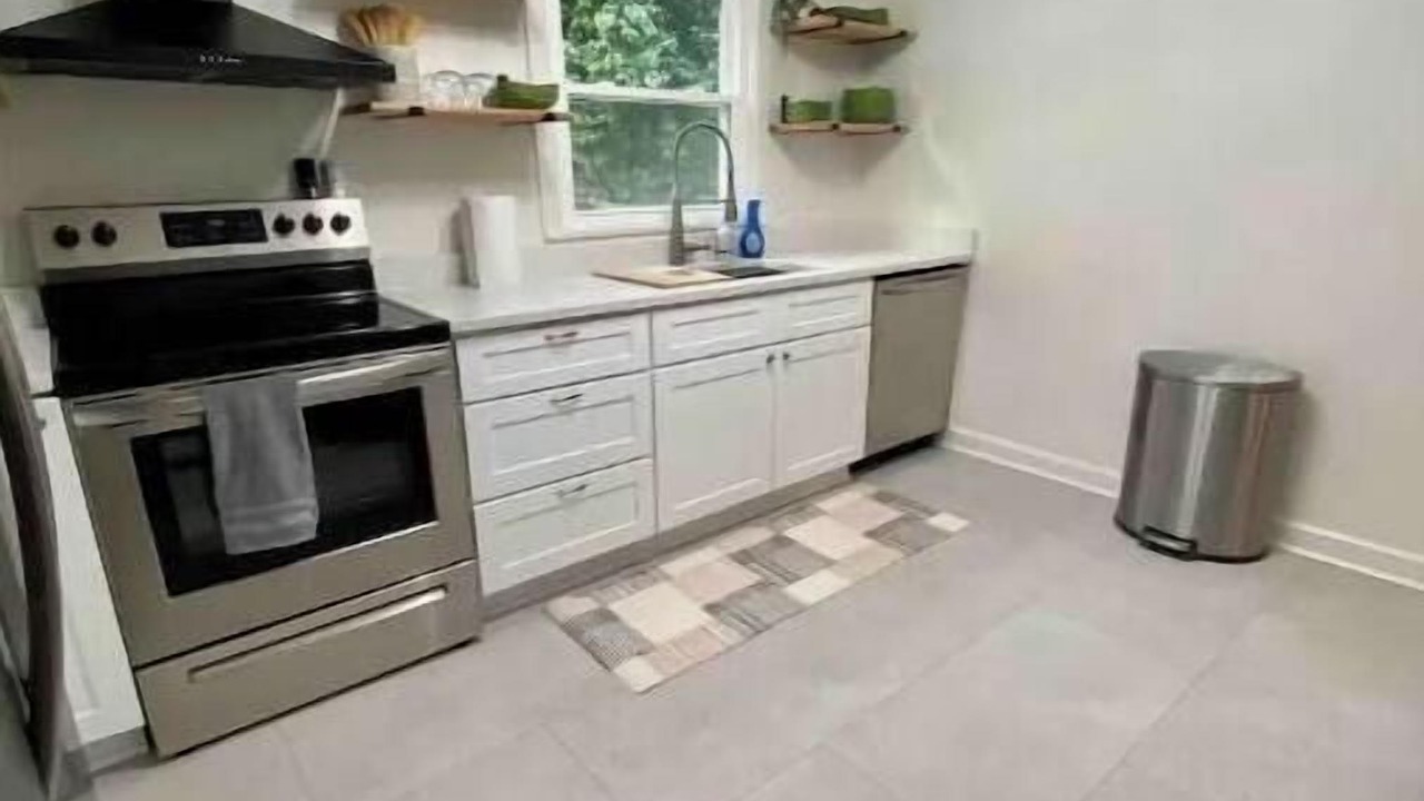 Photo of Kitchen in Speedway