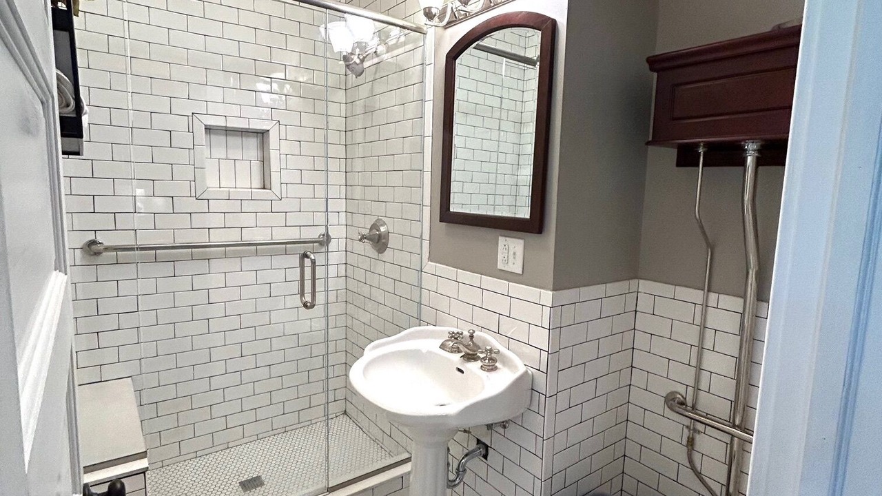 Photo of Bathroom in Freeman