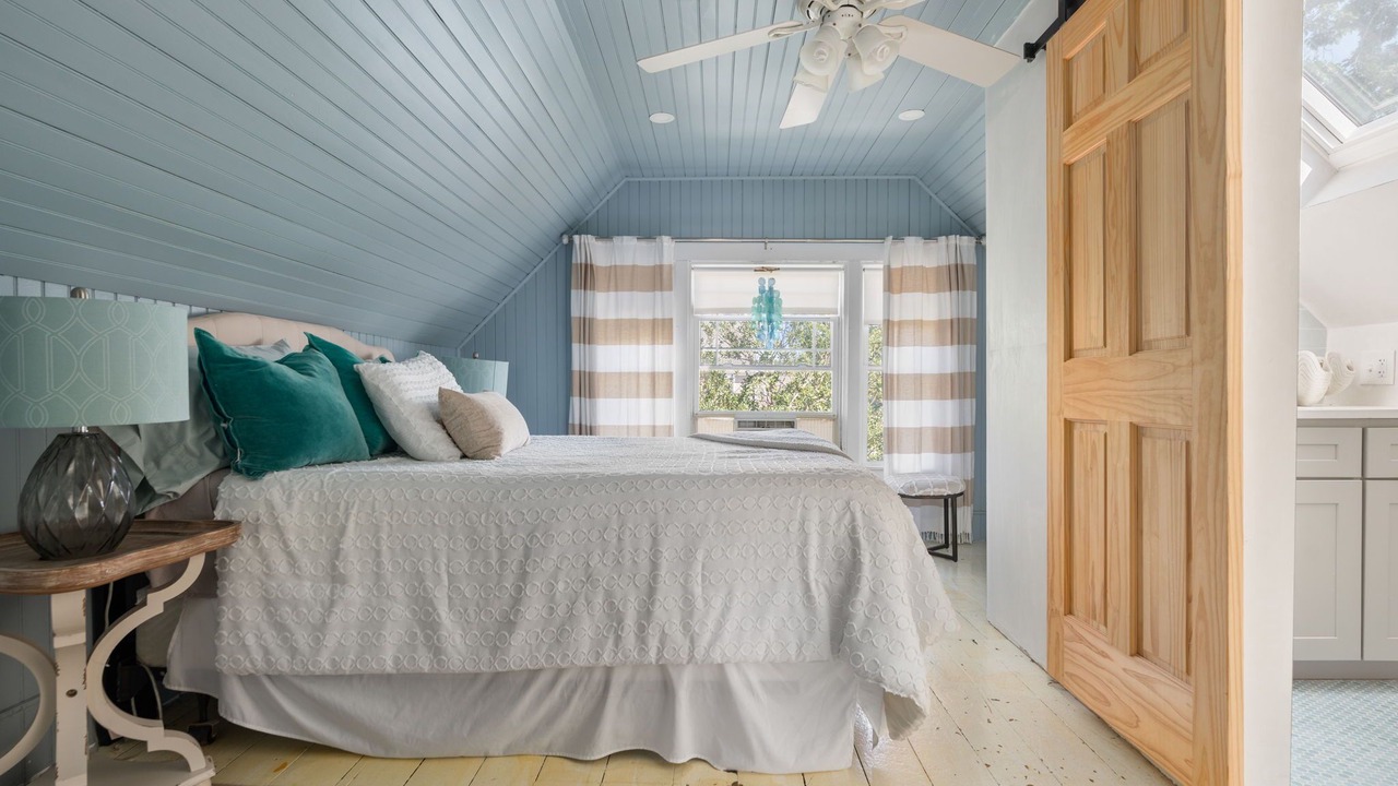 Photo of Bedroom in Onset