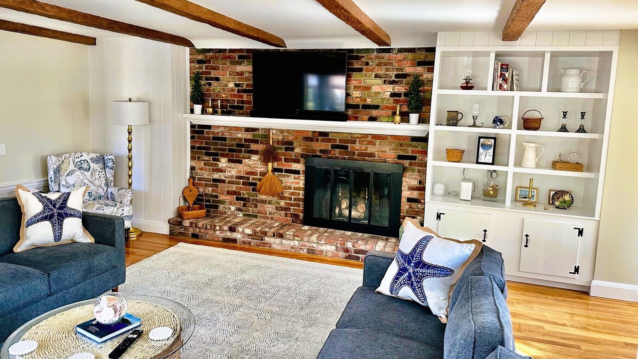 Photo of Livingroom in South Harwich