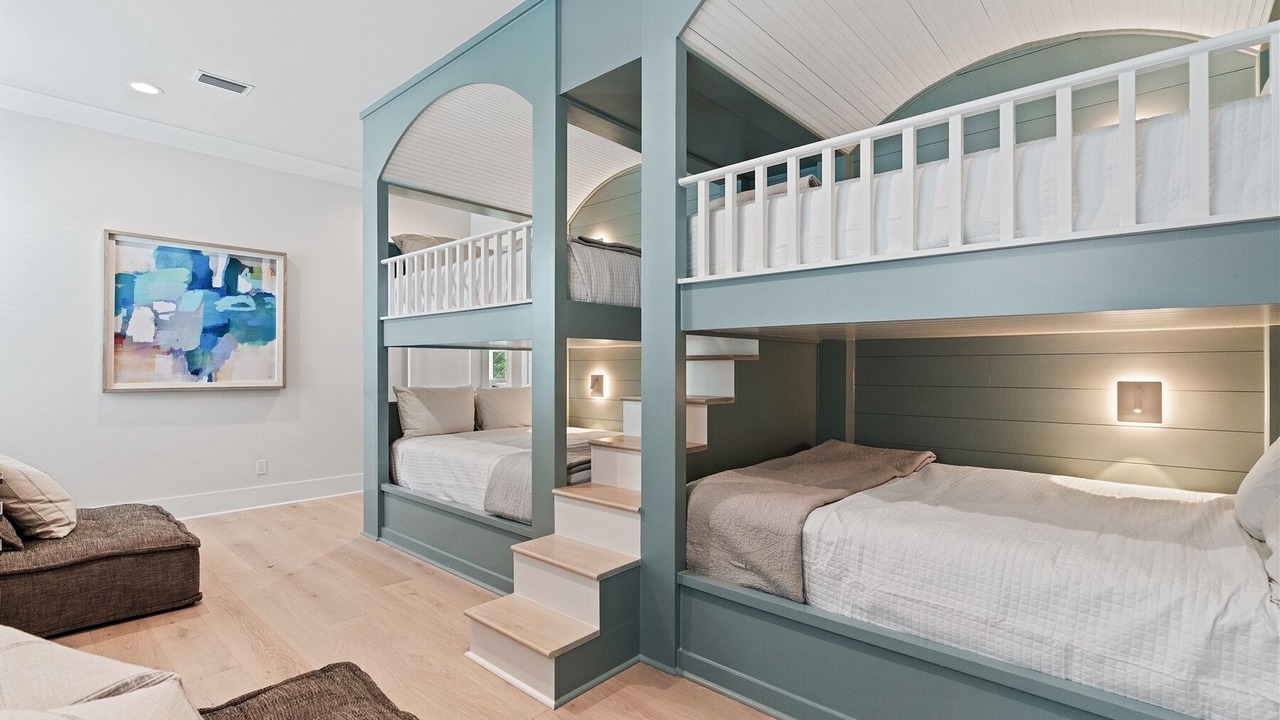Photo of Bedroom in Village of Sugar Beach