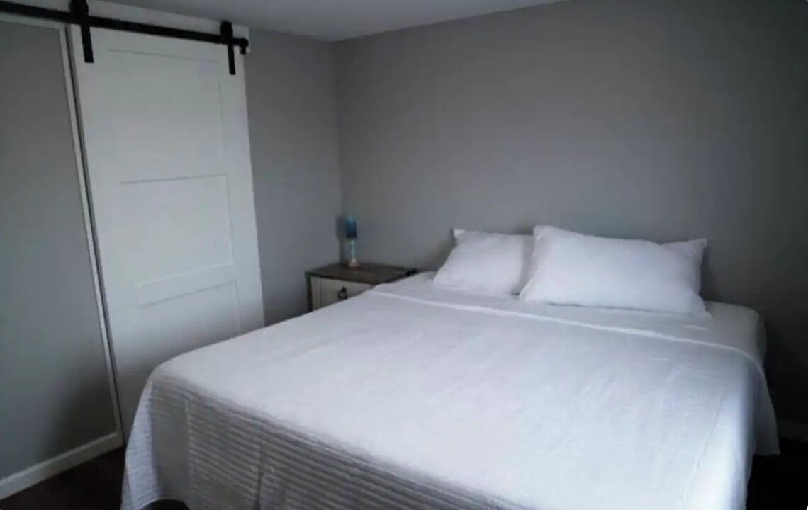 Photo of Bedroom in Laketon