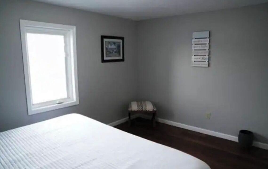 Photo of Bedroom in Laketon