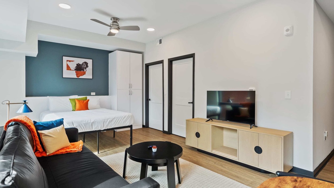Photo of Bedroom in Lockerbie Square