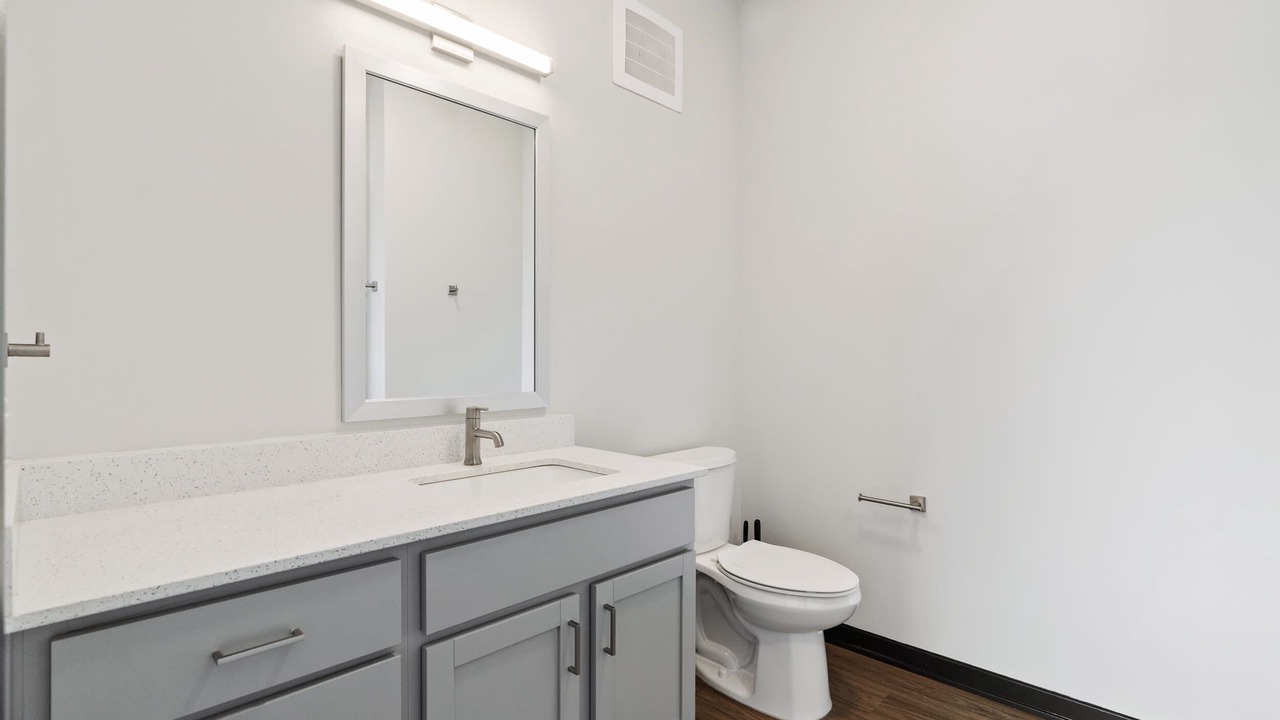 Photo of Bathroom in Lockerbie Square
