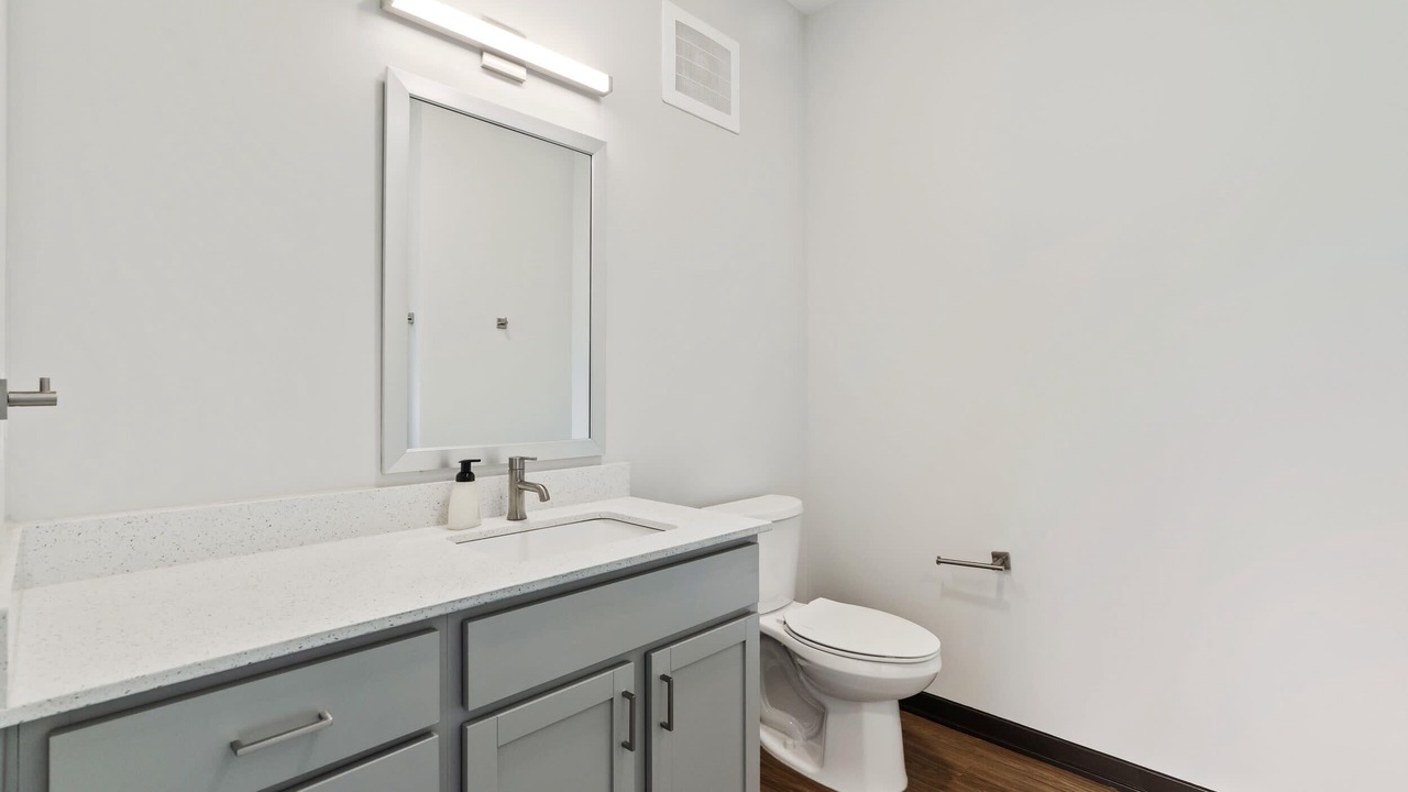 Photo of Bathroom in Lockerbie Square
