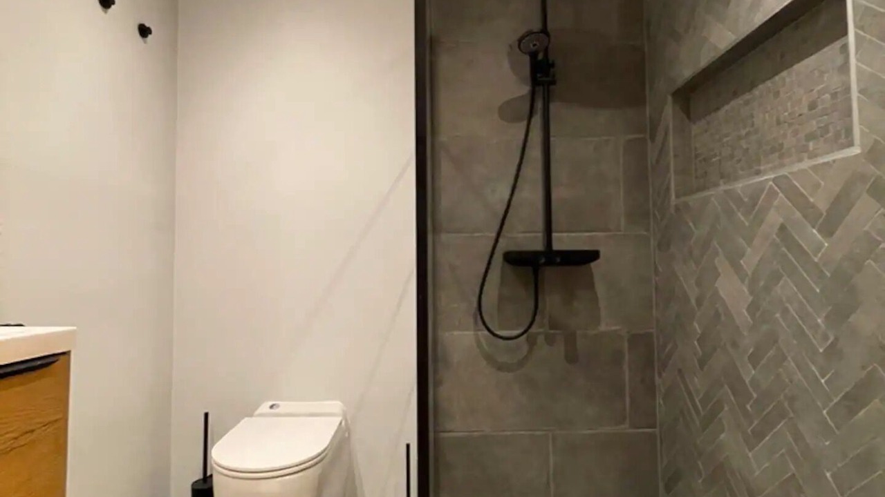 Photo of Bathroom in Helmersbuurt