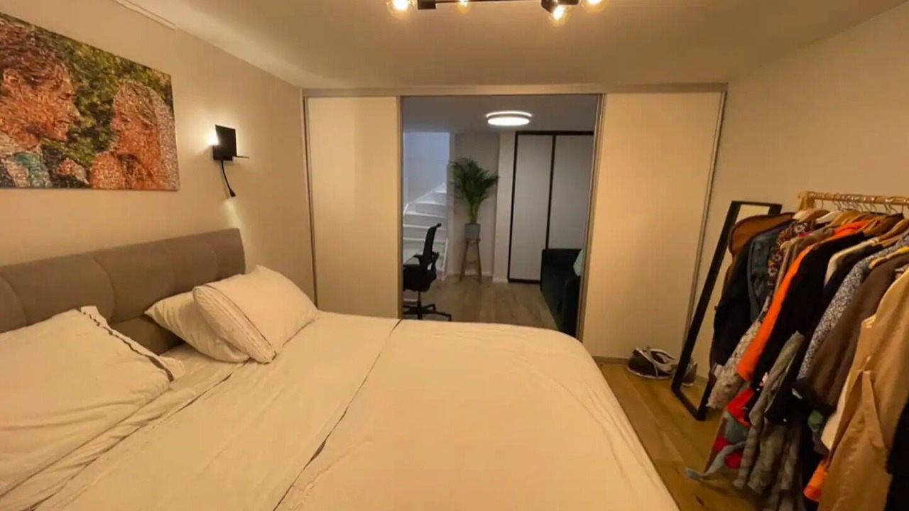 Photo of Bedroom in Helmersbuurt